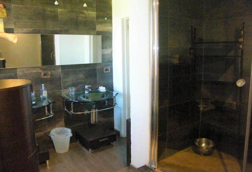 家庭间, Casolare Casa Ricci