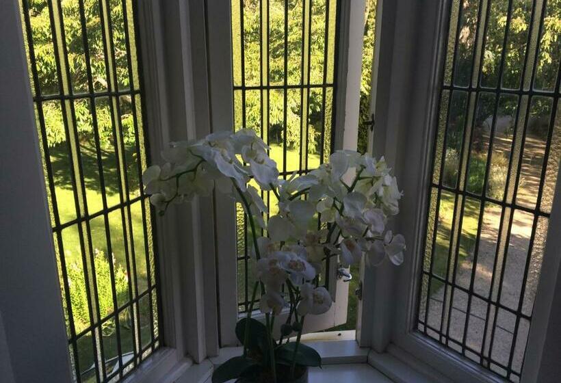 Номер Стандарт, English Cherry Tree Manor