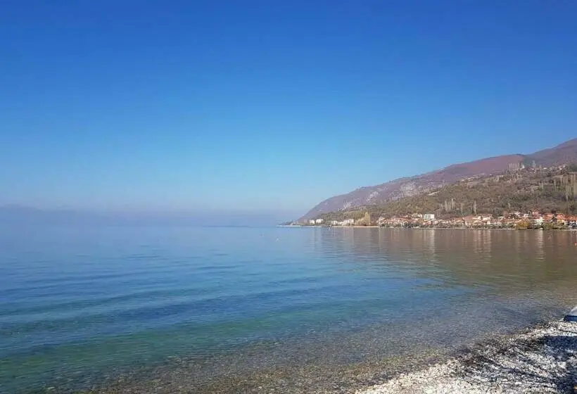 1 Bedroom Apartment Lake View, Et Larum