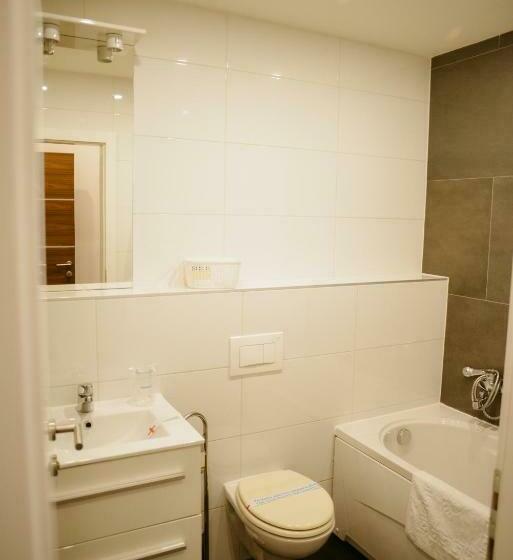 اتاق لوکس سه تخته, Europa