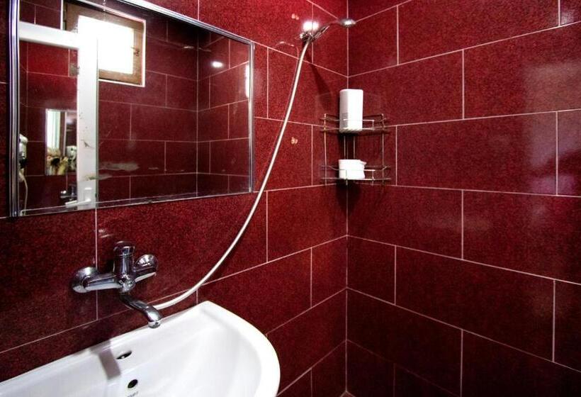 اتاق استاندارد, Smile