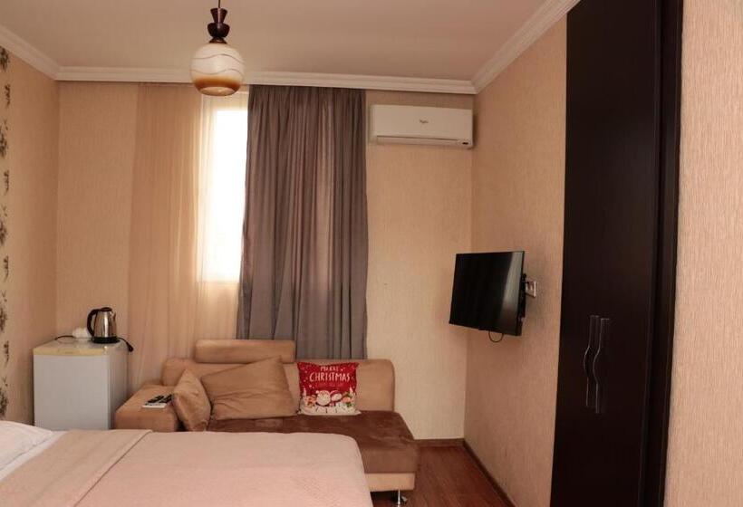 اتاق استاندارد, Smile