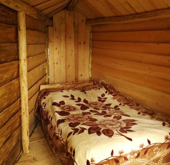اتاق اکونومی, Heshkili Huts Svaneti