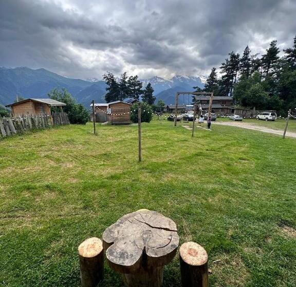 آپارتمان 1 خوابه با چشم‌انداز باغ, Heshkili Huts Svaneti