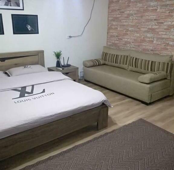 اتاق استاندارد, Prime Time Guest House