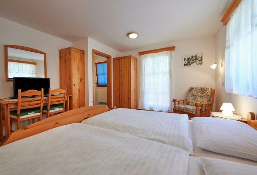 اتاق استاندارد, Turistična Kmetija Stoglej