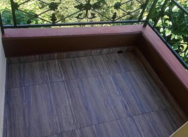 اتاق استاندارد با بالکن, Begnas Coffee House &