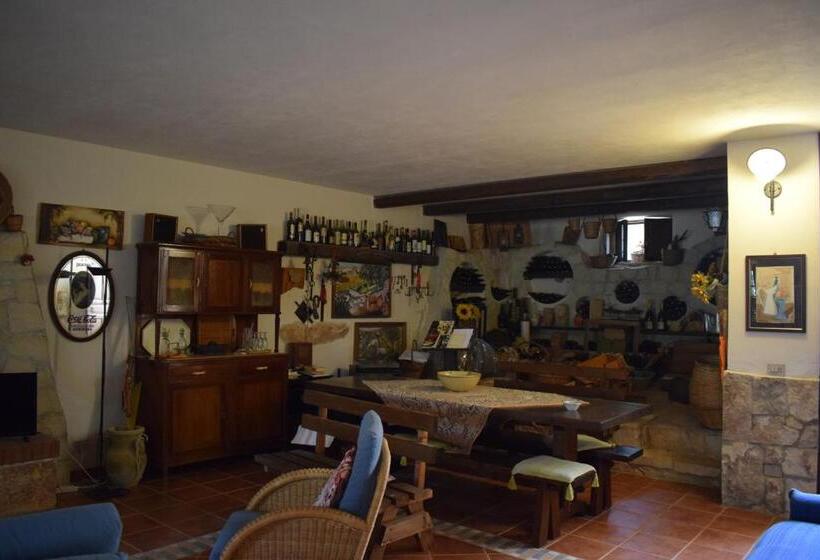 Апартаменты 1 Спальня Вид на Сад, Villa Ina