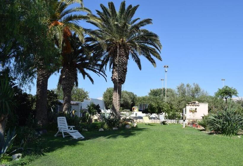 Апартаменты 1 Спальня Вид на Сад, Villa Ina