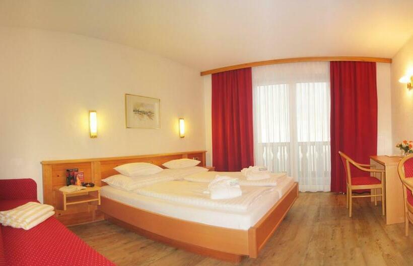 スタンダードトリプルルーム, Alpengasthof Hochegger