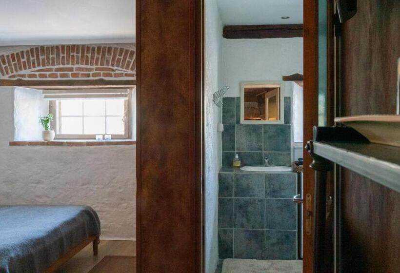 اتاق لوکس, Dagen Haus Guesthouse