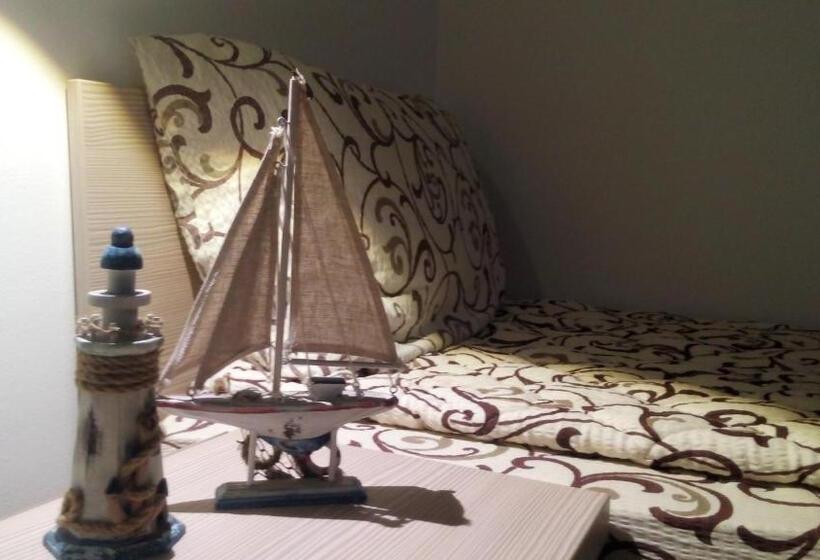 اتاق استاندارد یک نفره, Villa Grazia