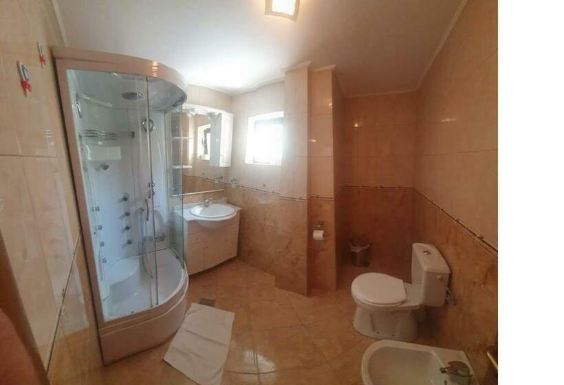 استودیوی استاندارد با چشمانداز دریا, Villa M