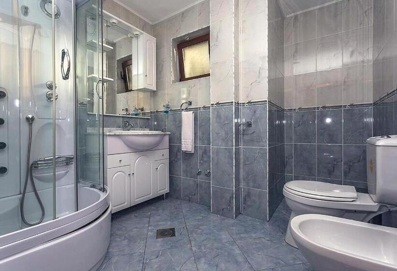 استودیوی استاندارد با چشمانداز دریا, Villa M