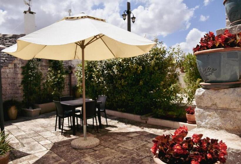 اتاق استاندارد چهار تخته, Trulli Pastore