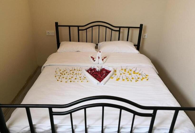 آپارتمان 1 خوابه با چشمانداز, Glisura Apart