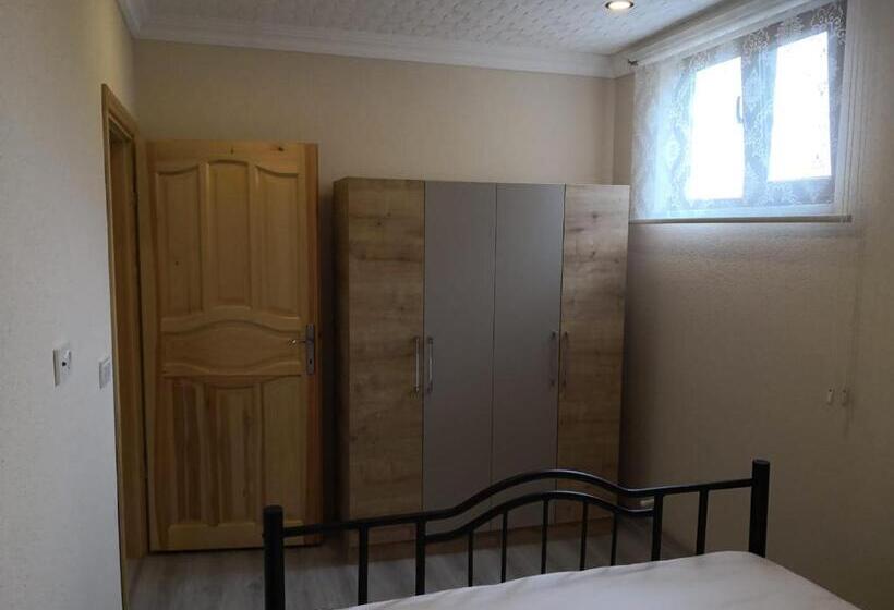 آپارتمان 1 خوابه با چشمانداز, Glisura Apart