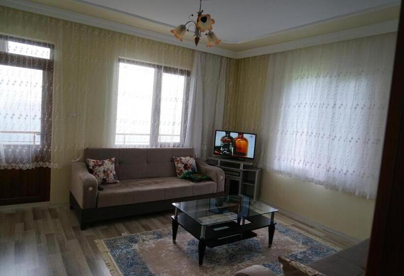 Apartamento 1 Dormitório com Sacada, Glisura Apart