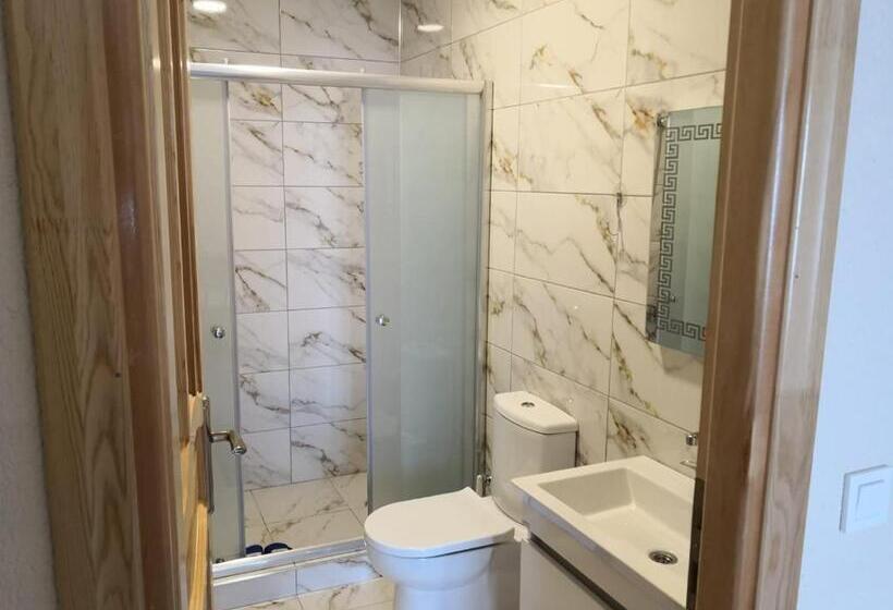 آپارتمان 1 خوابه با چشمانداز, Glisura Apart