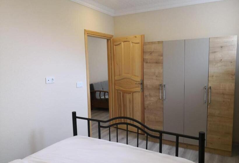 آپارتمان 1 خوابه با چشمانداز, Glisura Apart