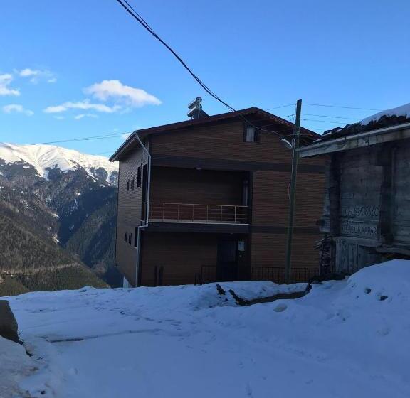 آپارتمان 1 خوابه با چشمانداز, Glisura Apart