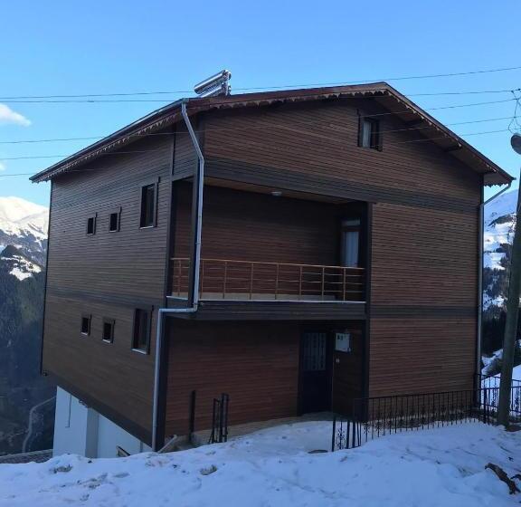 آپارتمان 1 خوابه با چشمانداز, Glisura Apart