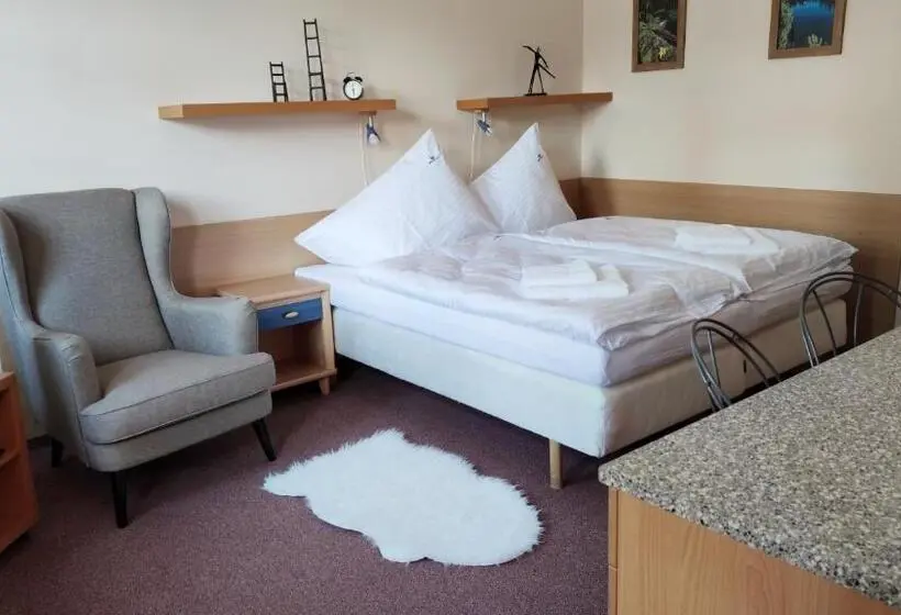 Suite, Modrásek