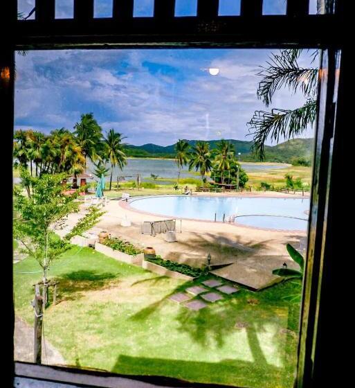 四人标准间, Kaengkrachan Boathouse Paradise Resort