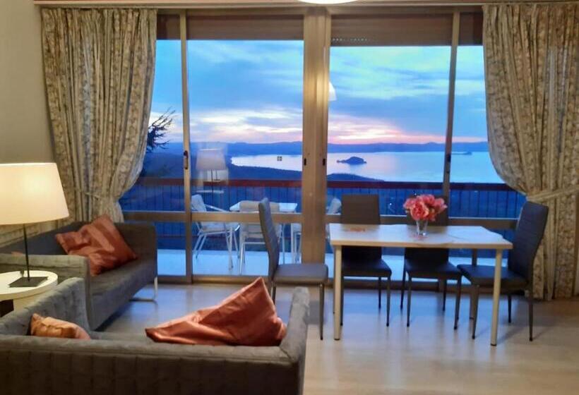 Suite with lake view, Belvedere Del Lago