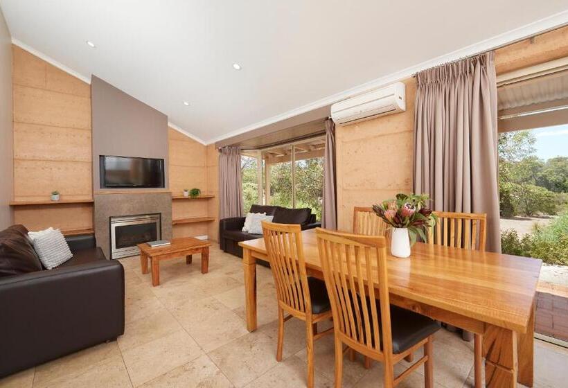 Шале 1 Спальня, Eight Willows Retreat