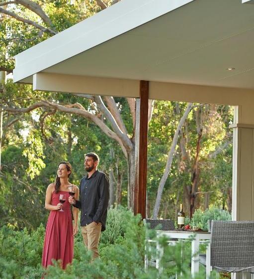 Шале 1 Спальня, Eight Willows Retreat