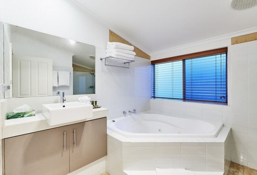 Шале 1 Спальня, Eight Willows Retreat