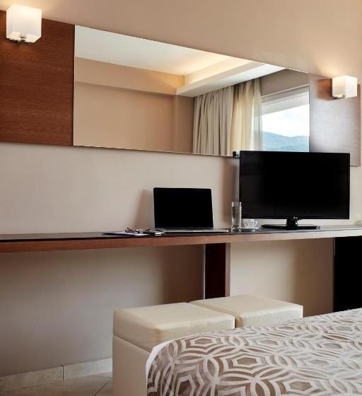 Трехместный Номер Deluxe, Aar Hotel & Spa Ioannina