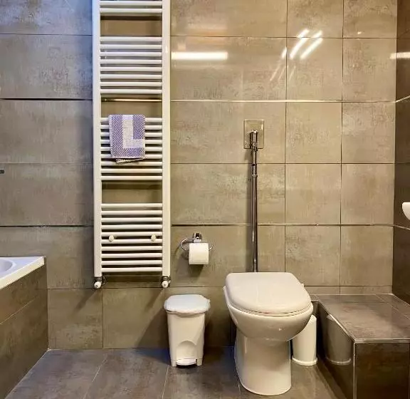 Perhesviitti, Aar Hotel & Spa Ioannina