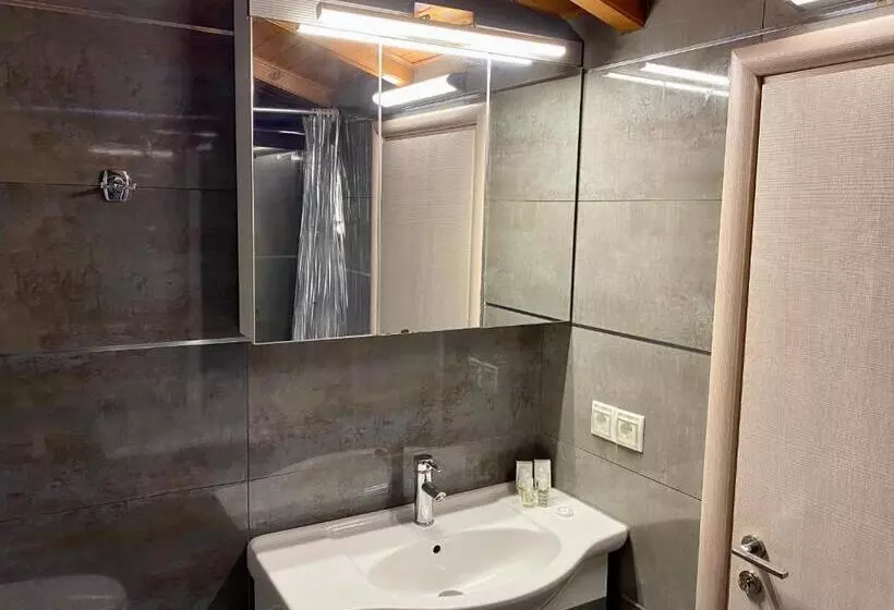 Perhesviitti, Aar Hotel & Spa Ioannina