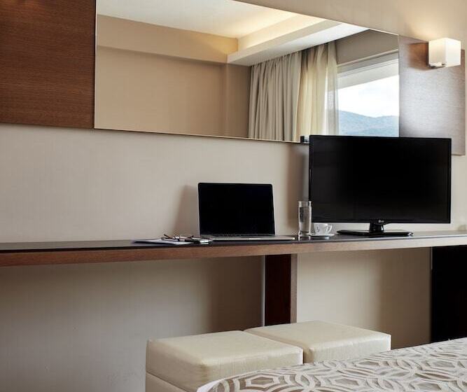 Трехместный Номер Deluxe, Aar Hotel & Spa Ioannina