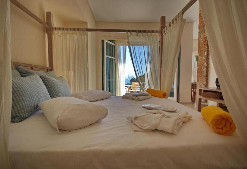 سوییت با استخر, Alonissos Beach Bungalows And Suites