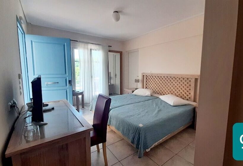 بنگله خانوادگی, Alonissos Beach Bungalows And Suites