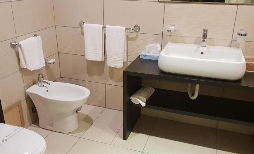 غرفة كومفورت فردية, Art & Jazz