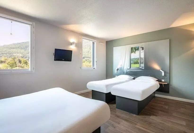 スタンダード４人部屋, B&b Hotel Saint Jean De Maurienne