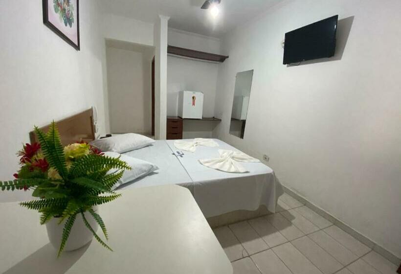 标准间, Mar Casado