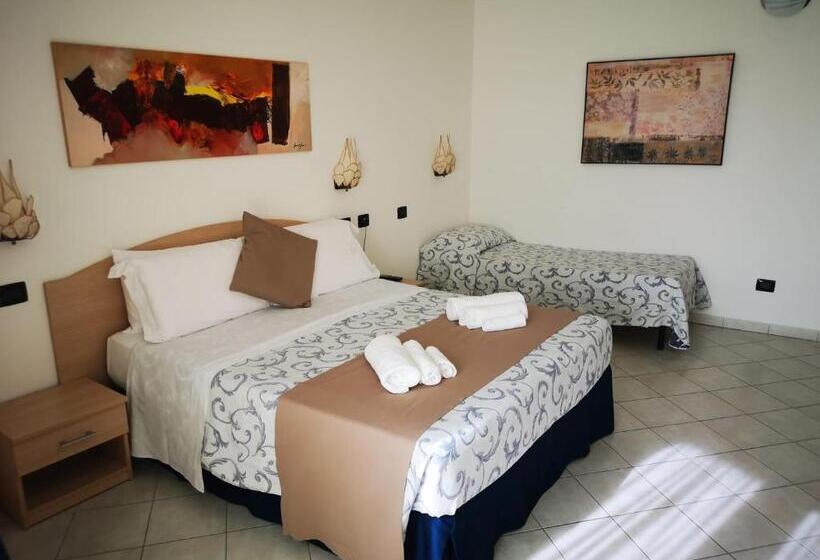 이코노미 트리플 룸, Profumo Di Mare