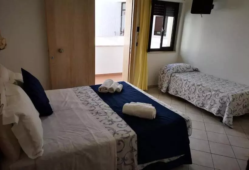 Camera Tripla Economy, Profumo Di Mare