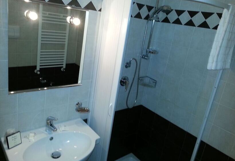 이코노미 룸, Profumo Di Mare