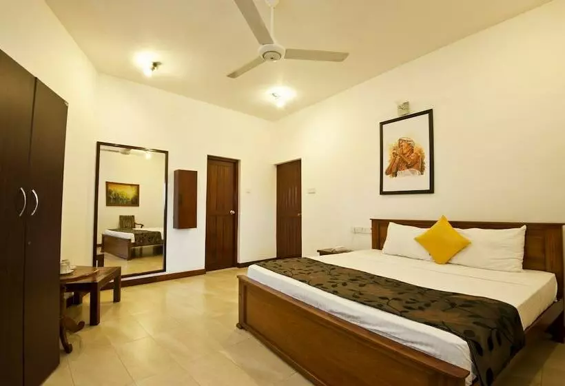 Deluxe Room Lake View, See Kandy