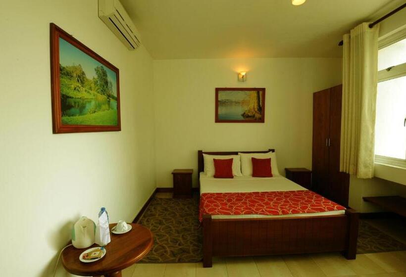 Номер Стандарт, See Kandy