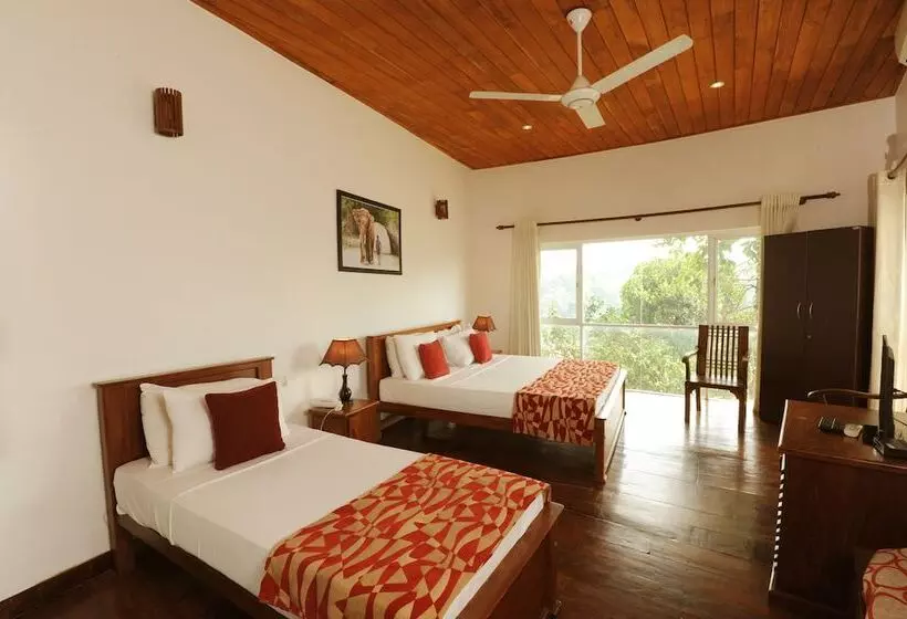 Deluxe Room Lake View, See Kandy