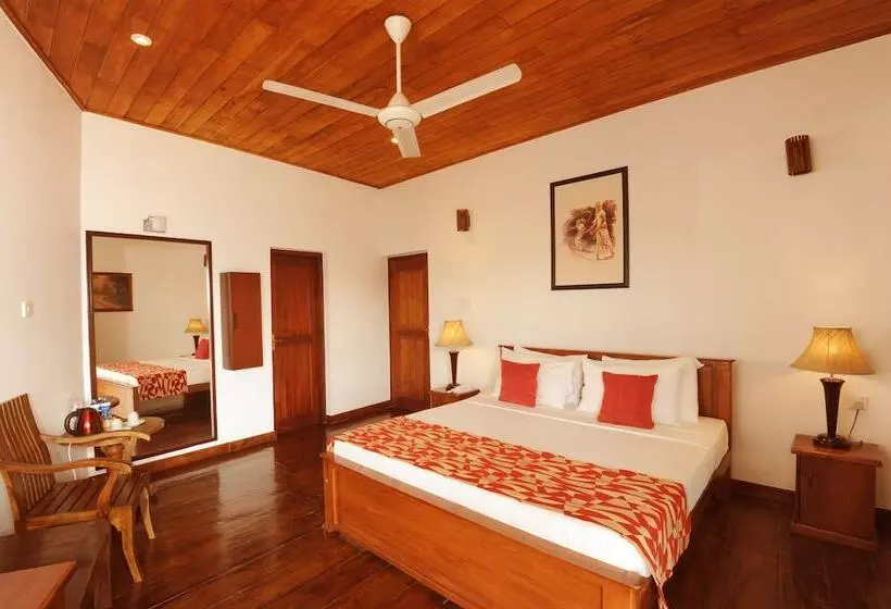 Deluxe Room Lake View, See Kandy