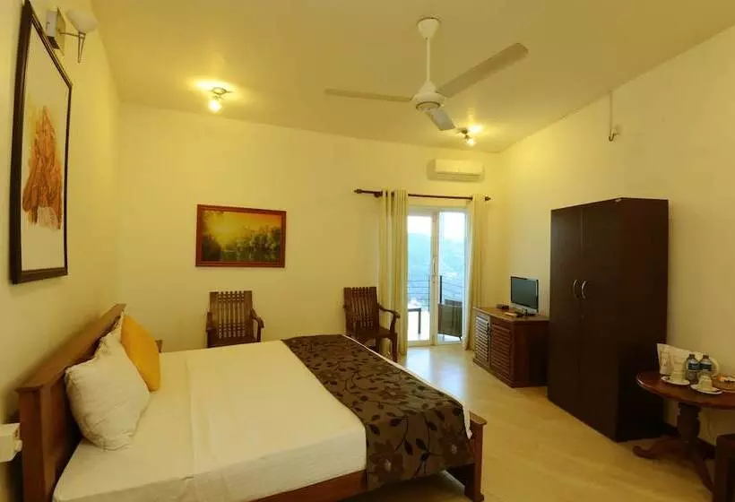 Deluxe Room Lake View, See Kandy