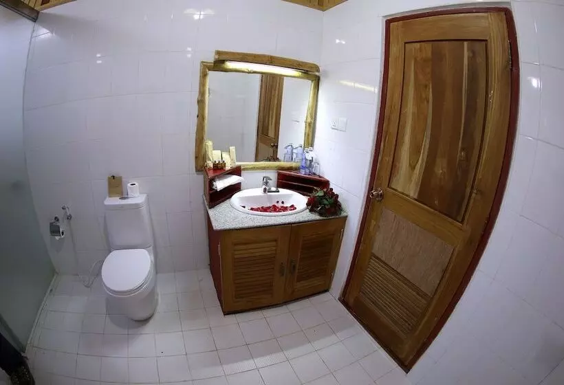 اتاق لوکس, Kma Shwe Pyi Bago Resort